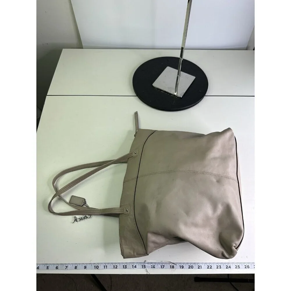 Coach Laura Taupe Leather Large Carryall Shoulder Bag Purse Handbag Logo F18336